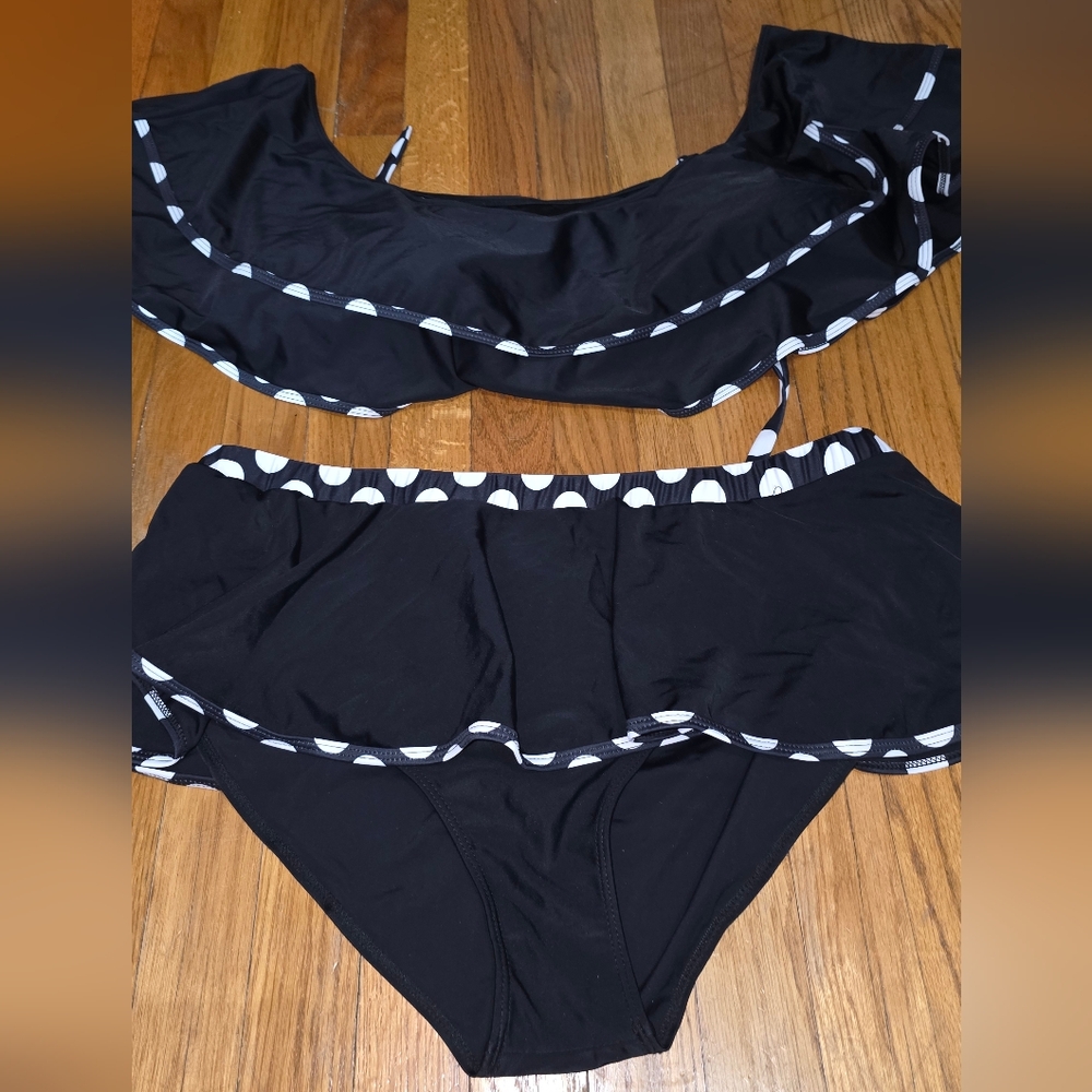 Black Polka Dot Bikini Set